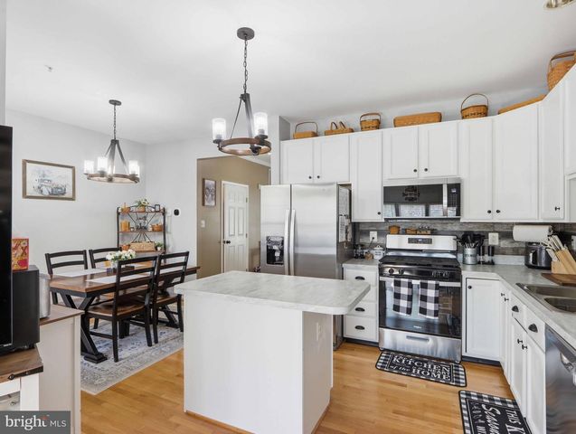 9418 BERKLEY LN, Frederick, MD 21701