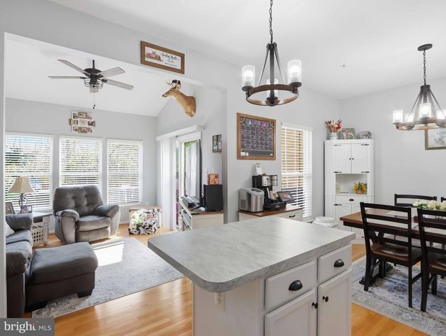 9418 BERKLEY LN, Frederick, MD 21701