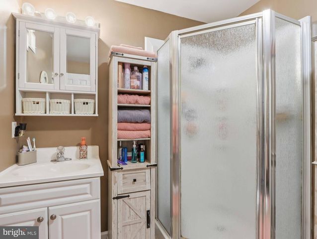 9418 BERKLEY LN, Frederick, MD 21701