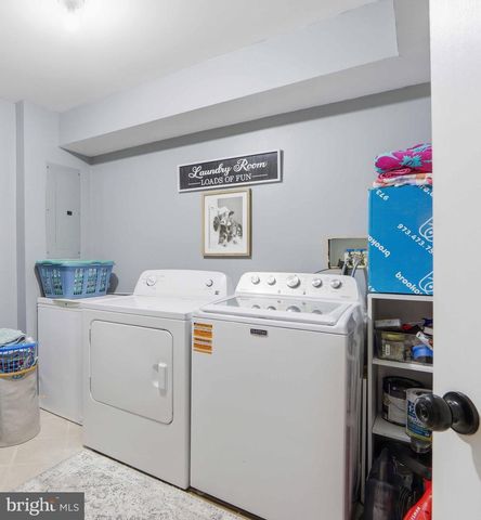 9418 BERKLEY LN, Frederick, MD 21701