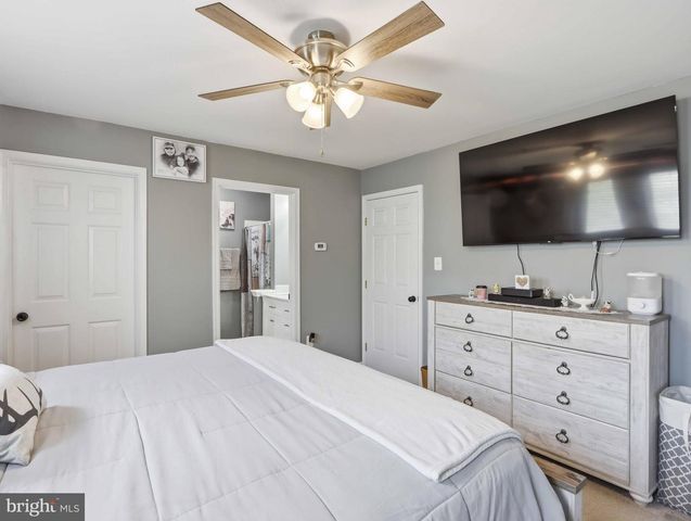 9418 BERKLEY LN, Frederick, MD 21701
