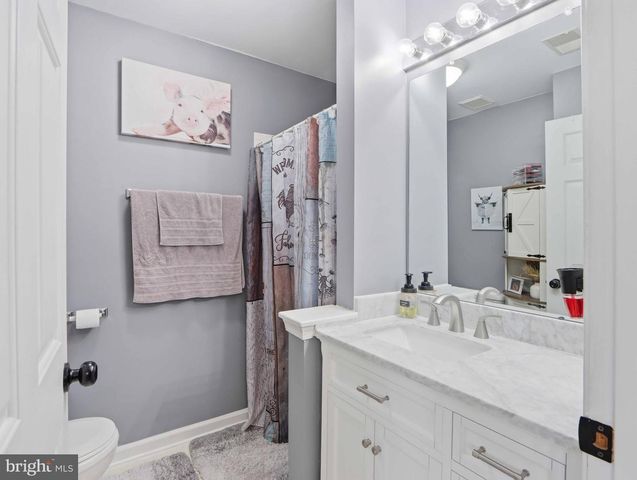 9418 BERKLEY LN, Frederick, MD 21701
