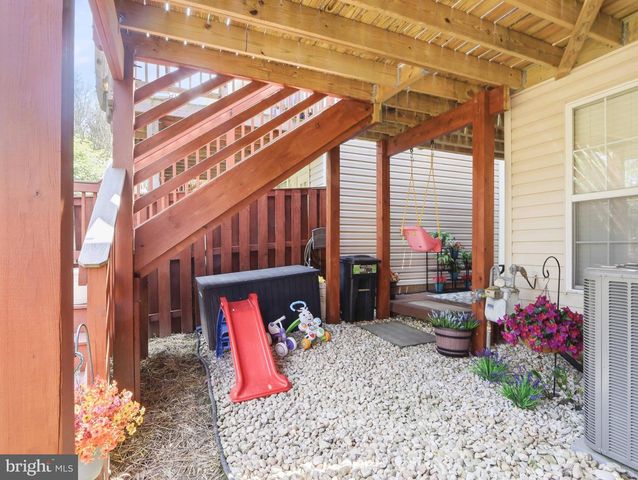 9418 BERKLEY LN, Frederick, MD 21701