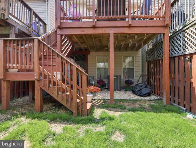 9418 BERKLEY LN, Frederick, MD 21701
