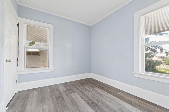 5720 W Rogers STREET, West Allis, WI 53219