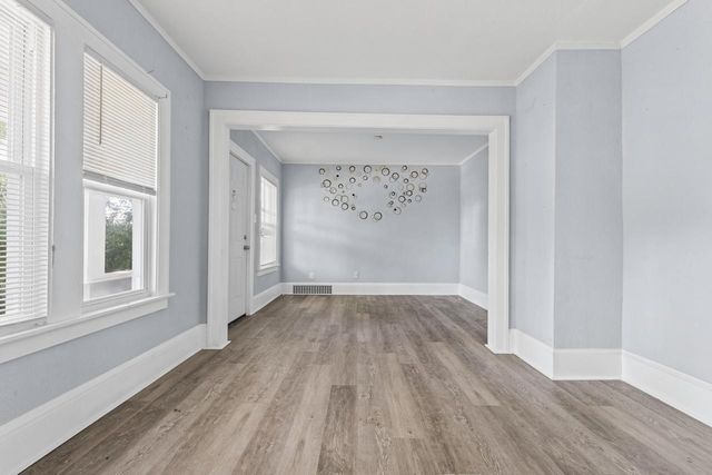 5720 W Rogers STREET, West Allis, WI 53219