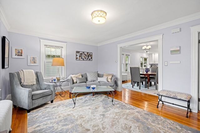 3-3A Warren Ave 2, Milton, MA 02186