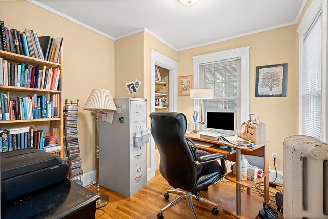3-3A Warren Ave 2, Milton, MA 02186