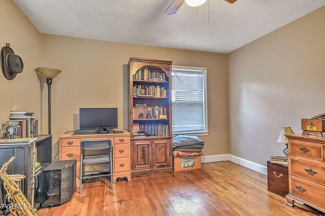 400 Randolph Street, Bristol, VA 24201
