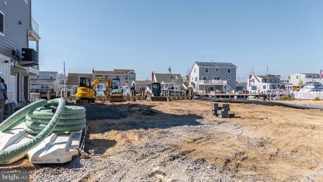 45 FRANK DR, Manahawkin, NJ 08050