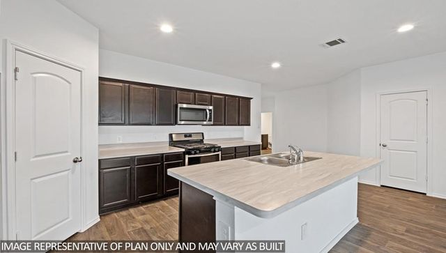 27526 Serene Pine Drive, Magnolia, TX 77355