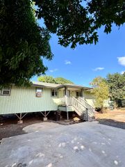 95 Ohukai Rd, Kihei, HI 96753