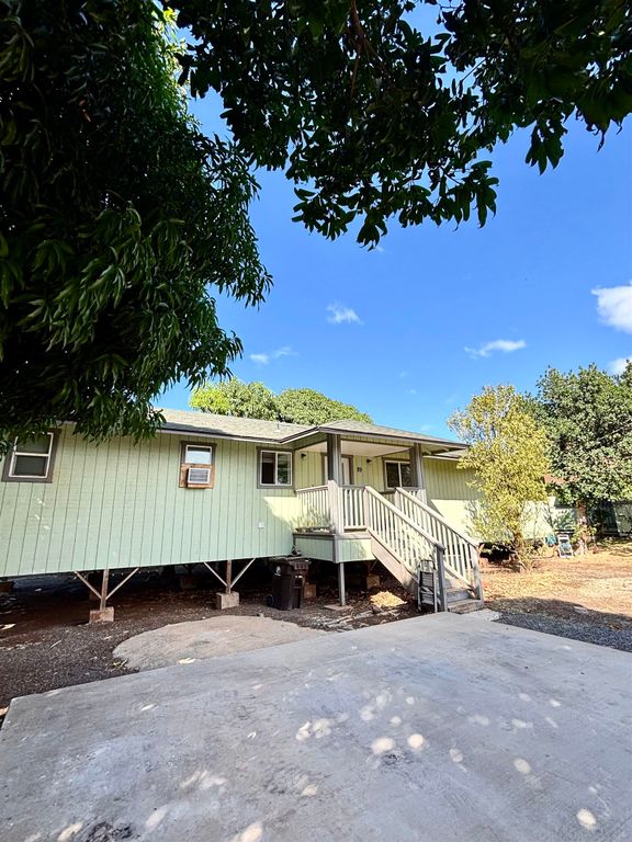 95 Ohukai Rd, Kihei, HI 96753