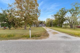 445 County Road 6021, Dayton, TX 77535