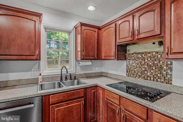 1787 SPOHRS RD, Berkeley Springs, WV 25411
