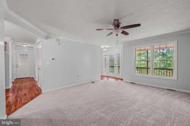 1787 SPOHRS RD, Berkeley Springs, WV 25411