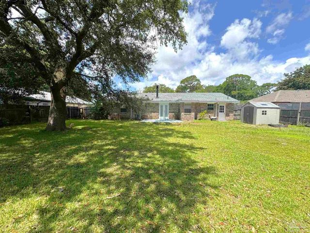 4168 Danamar Dr, Pensacola, FL 32504