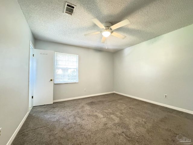 4168 Danamar Dr, Pensacola, FL 32504