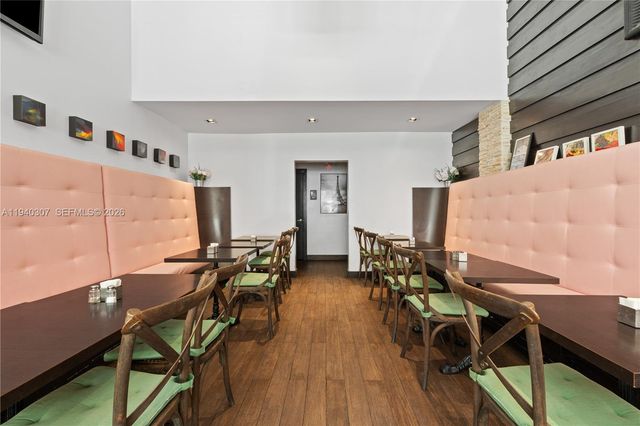 21 NW Miami Ct, Miami, FL 33128