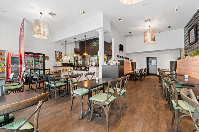 21 NW Miami Ct, Miami, FL 33128