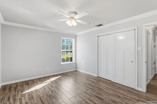 163 Lakeside Dr., Seguin, TX 78155