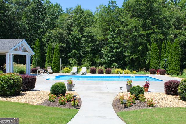 628 Wellington Drive, Winder, GA 30680