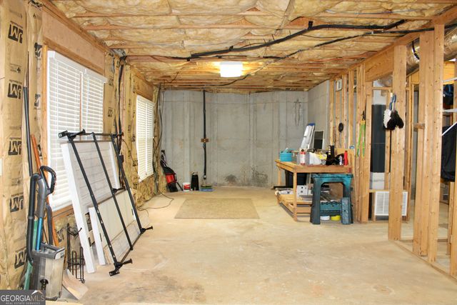 628 Wellington Drive, Winder, GA 30680