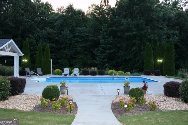 628 Wellington Drive, Winder, GA 30680