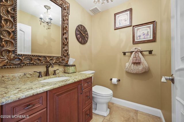 5 Grace Court, Marlboro, NJ 07746