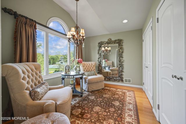 5 Grace Court, Marlboro, NJ 07746