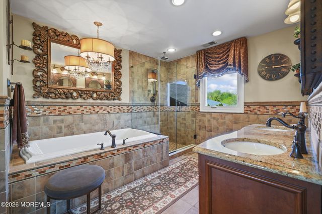 5 Grace Court, Marlboro, NJ 07746