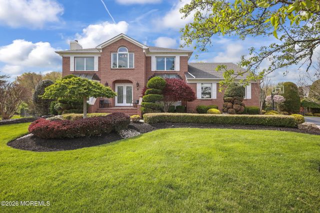 5 Grace Court, Marlboro, NJ 07746