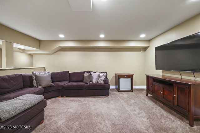 5 Grace Court, Marlboro, NJ 07746
