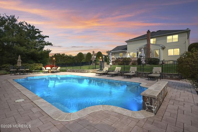 5 Grace Court, Marlboro, NJ 07746