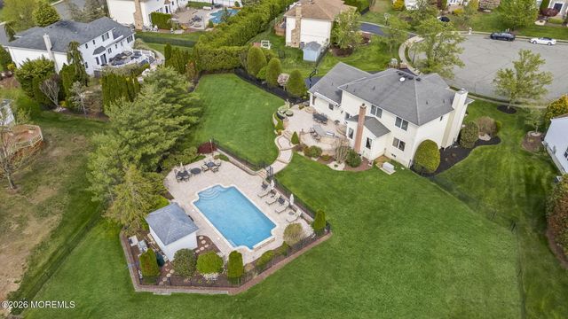 5 Grace Court, Marlboro, NJ 07746