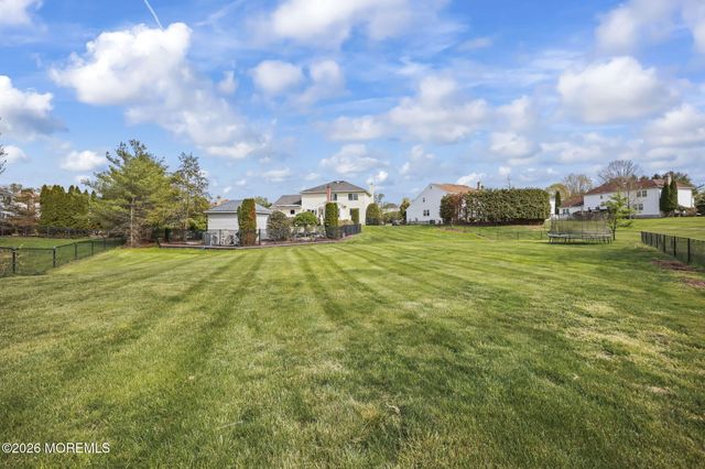 5 Grace Court, Marlboro, NJ 07746