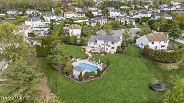 5 Grace Court, Marlboro, NJ 07746