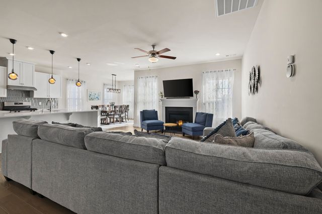 937 Caywood Rd, Smyrna, TN 37167