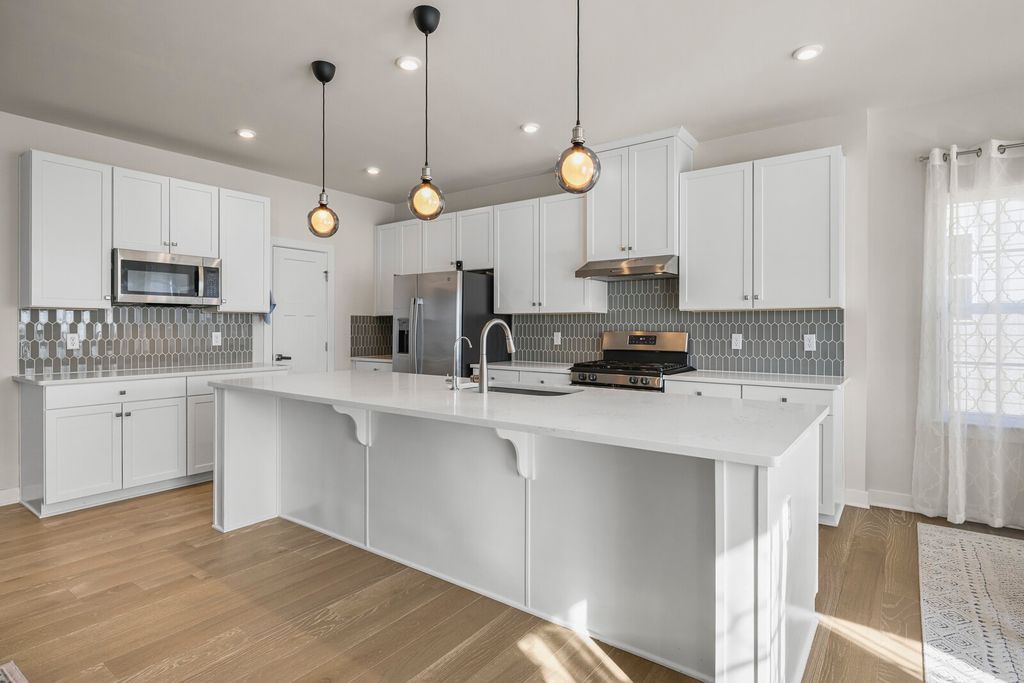 937 Caywood Rd, Smyrna, TN 37167