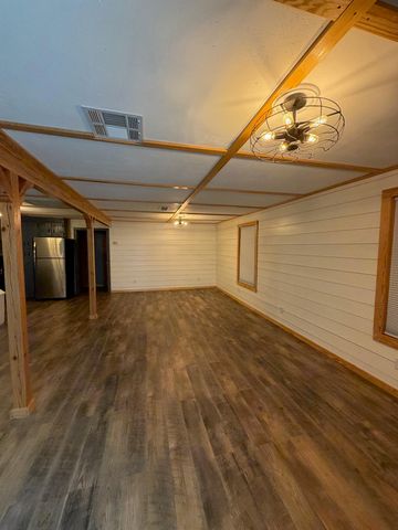 192 South Main Street, Larose, LA 70373