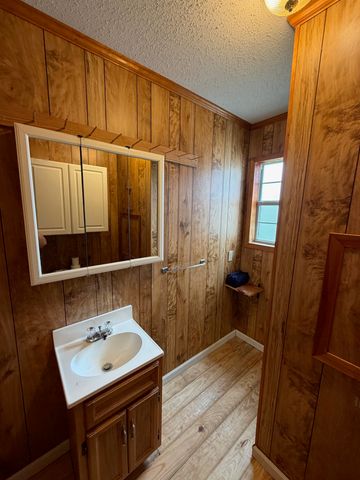 192 South Main Street, Larose, LA 70373