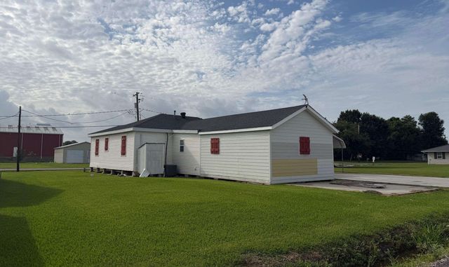192 South Main Street, Larose, LA 70373