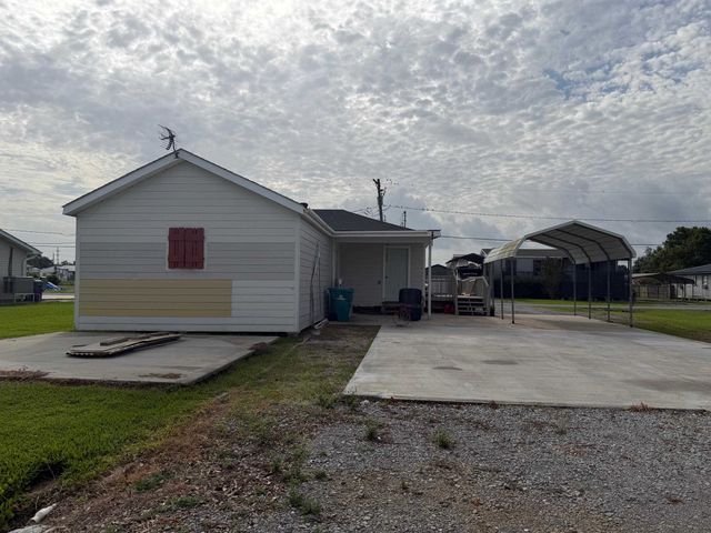 192 South Main Street, Larose, LA 70373