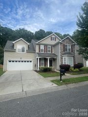 13606 Delstone Drive, Huntersville, NC 28078