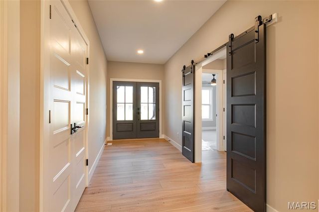 104 Windsor Drive, Alton, IL 62002