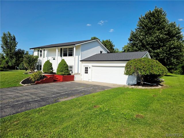 5057 Gasport Road, Royalton, NY 14067