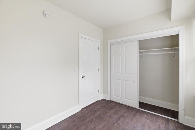 820 GREENHILL RD, Sharon Hill, PA 19079