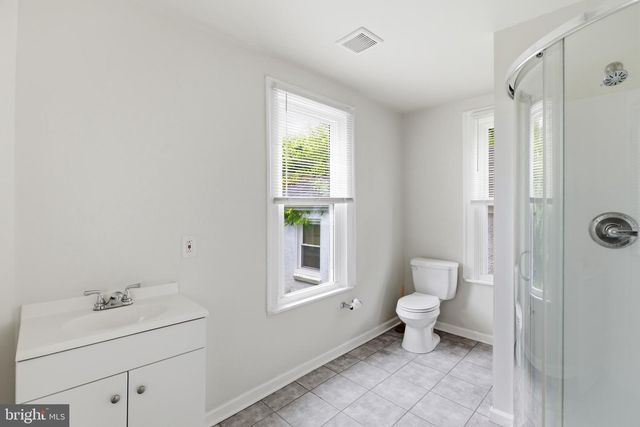 820 GREENHILL RD, Sharon Hill, PA 19079