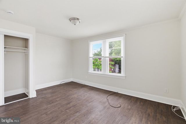 820 GREENHILL RD, Sharon Hill, PA 19079
