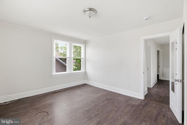 820 GREENHILL RD, Sharon Hill, PA 19079